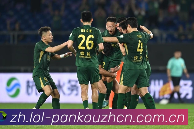 里夫斯谈比赛节奏未到位仍获胜东契奇或再现单场六十分表现专题观察:最新赛事动态与深度分析 里夫斯谈比赛节奏未到位仍获胜东契奇或再现单场六十分表现专题观察:最新赛事动态与深度分析